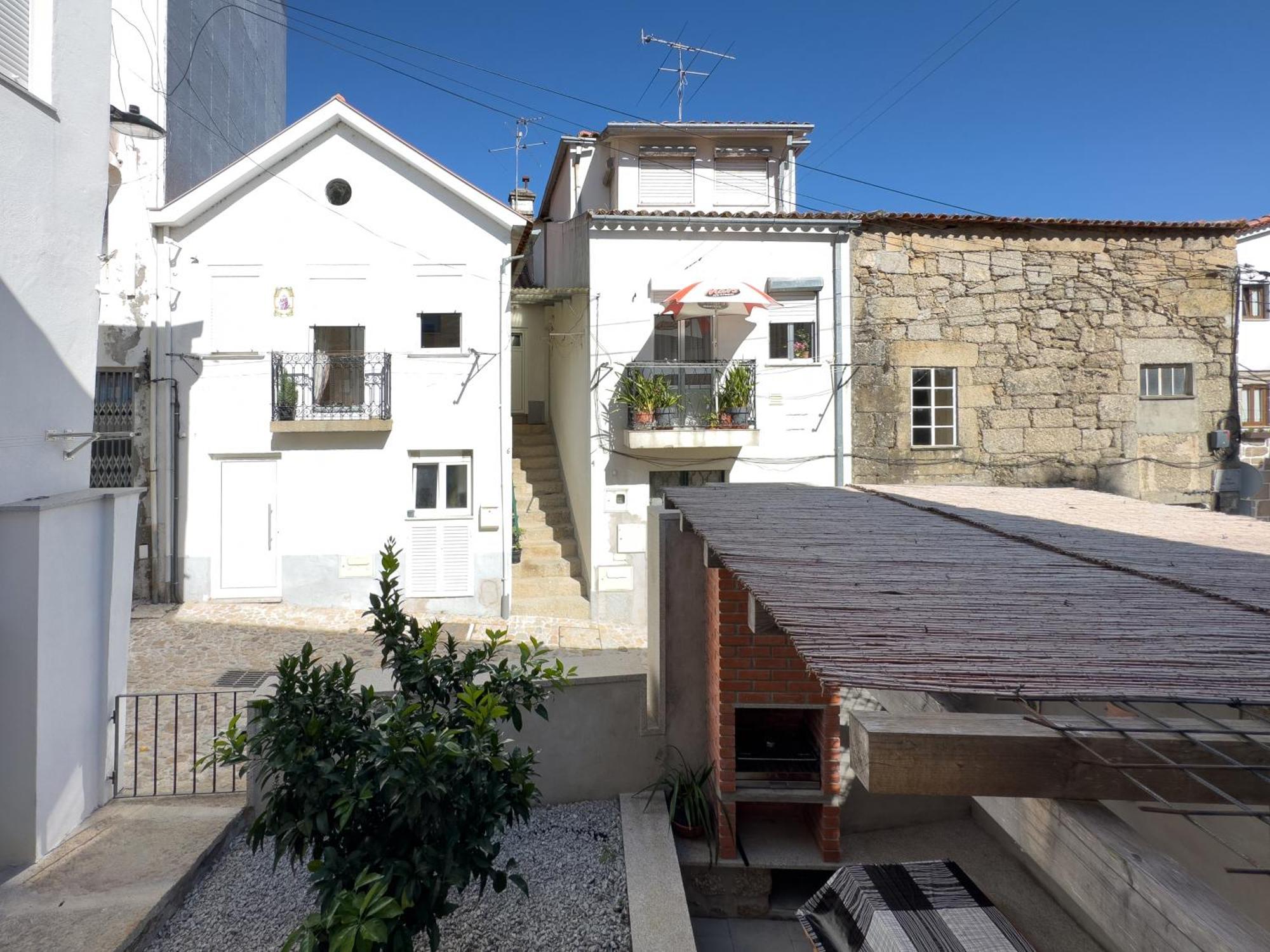 Casa Das Flores Oliveira do Hospital Buitenkant foto